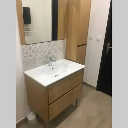 דירה Entier Refait A Neuf Pour Court Sejour רובייש