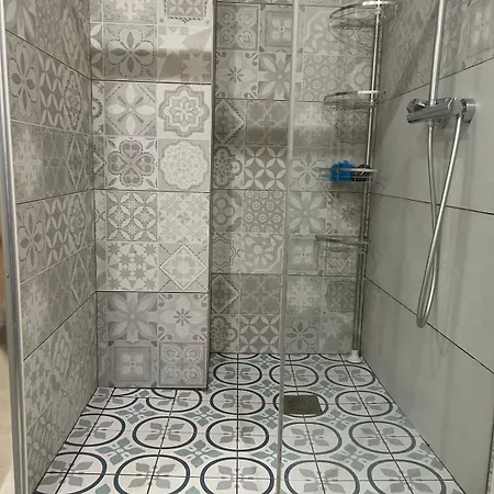 Entier Refait A Neuf Pour Court Sejour